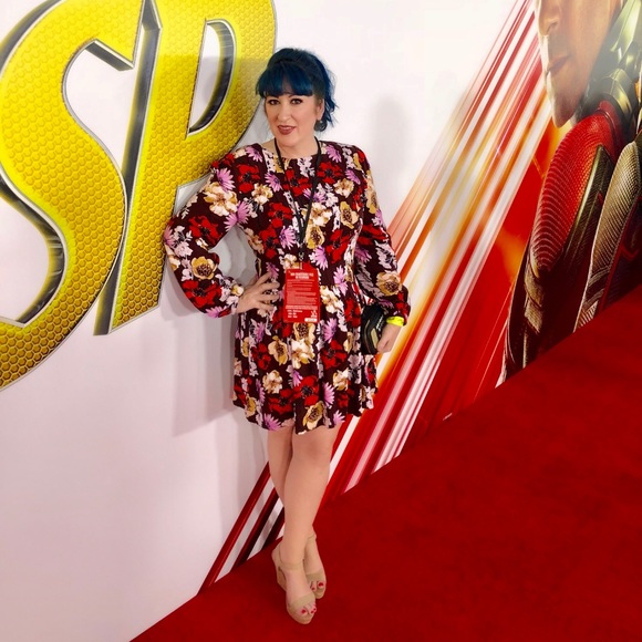 Meet your Posher, Carol - Picture 1 of 7